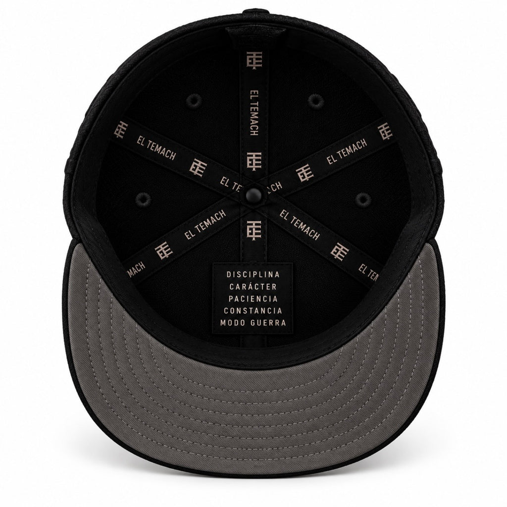 GORRA ESENCIAL NEGRA