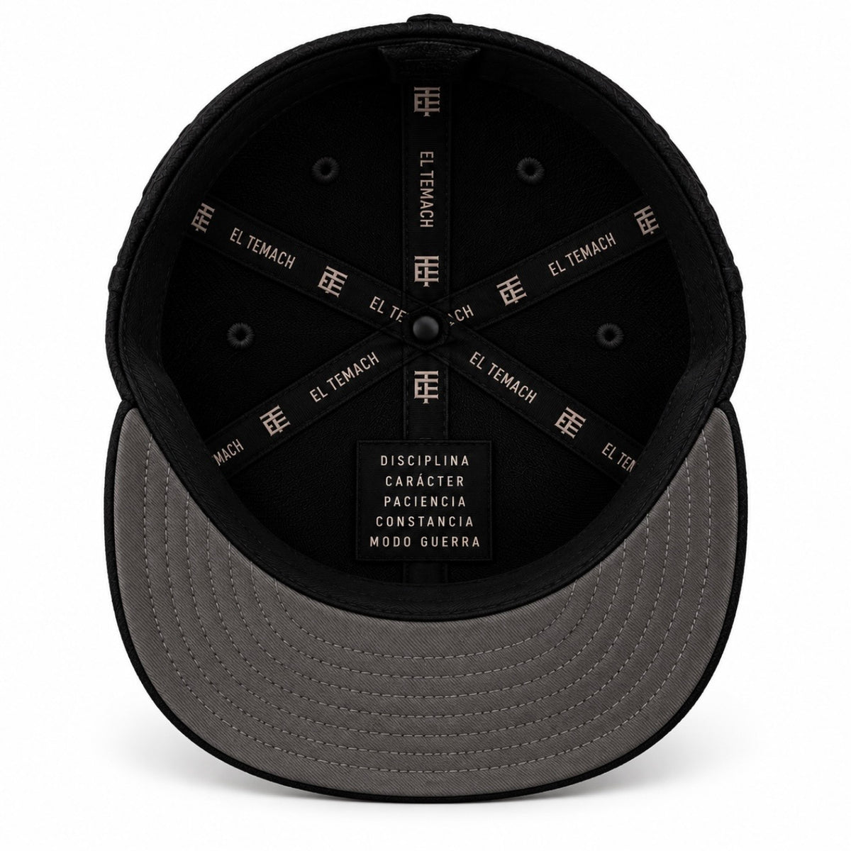 GORRA ESENCIAL NEGRA